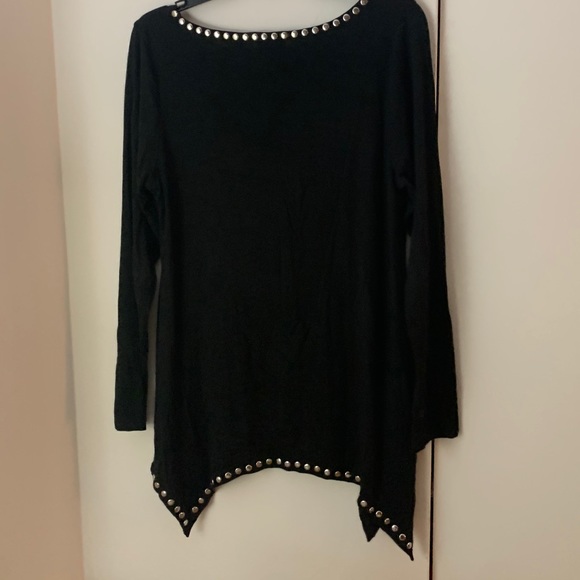Black Loose Long Sleeve Top With Silver Studs - Picture 9 of 9